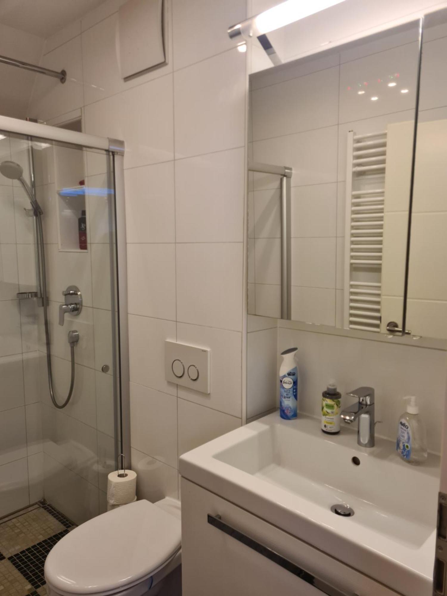 Exklusive Moderne 2 Zi. Wohnung In Ruhiger Lage Schechingen Exteriör bild